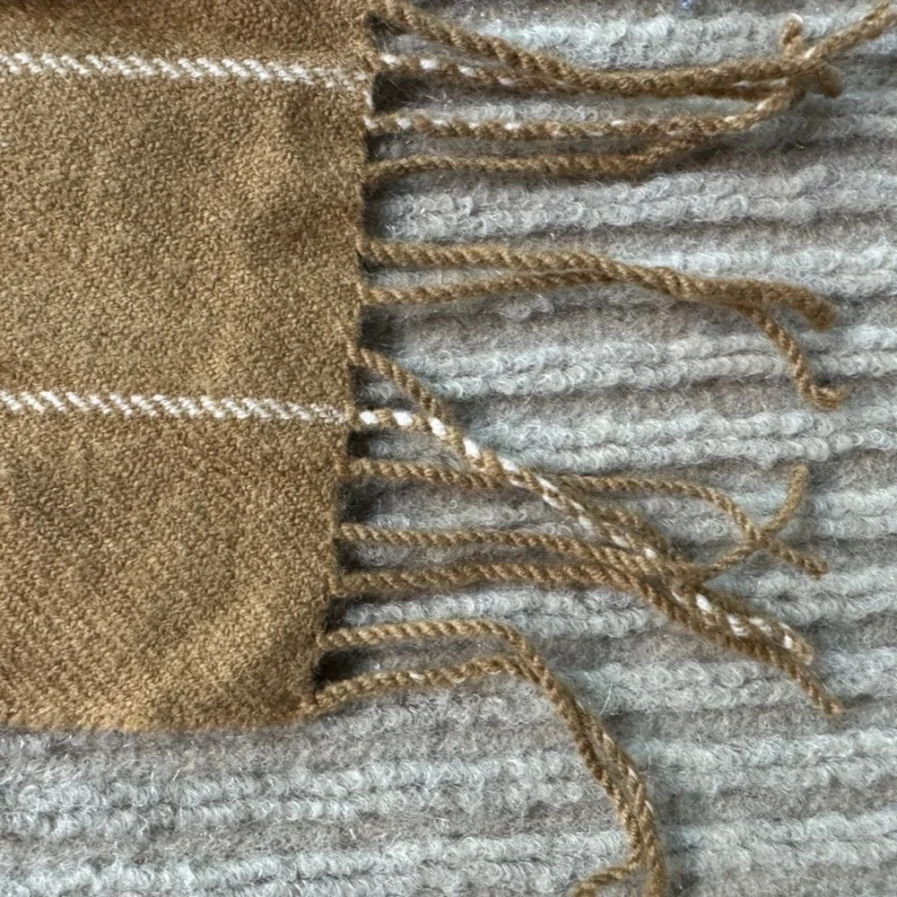 Chelsey II Wool Scarf Camel Brown White Windowpane Plaid Fringe Made in Germany